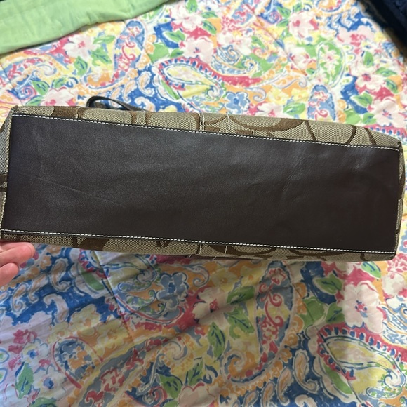 Coach Handbag - Picture 5 of 7